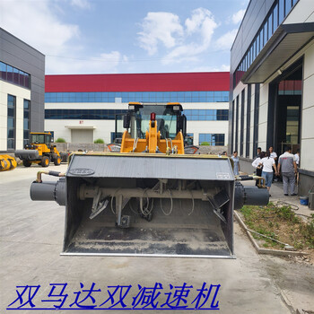 混凝土攪拌斗鏟車該裝攪拌機(jī)自上料攪拌運(yùn)輸舊鏟車可加裝