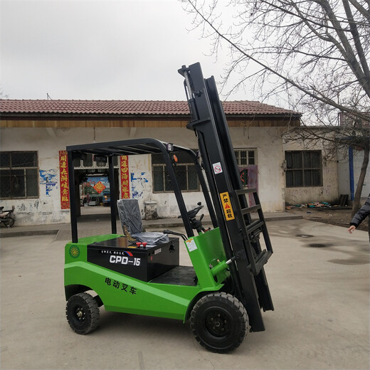 座駕式小型電動(dòng)叉車(chē)輪式2噸3米堆高車(chē)短途運輸物流卸貨電動(dòng)叉車(chē)