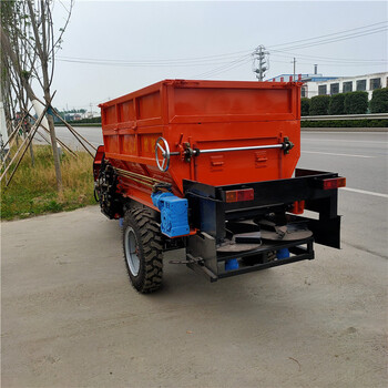 柴油三輪撒糞車(chē)牛糞豬糞拋撒機肥料撒肥機