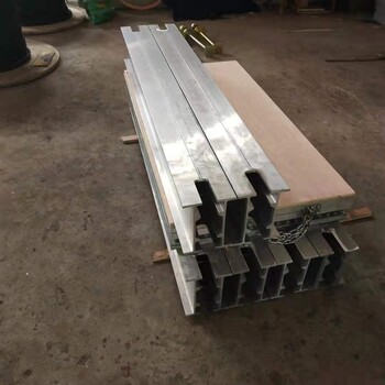 礦用皮帶硫化機(jī)電熱式橡膠皮帶硫化機(jī)水冷卻皮帶硫化機(jī)