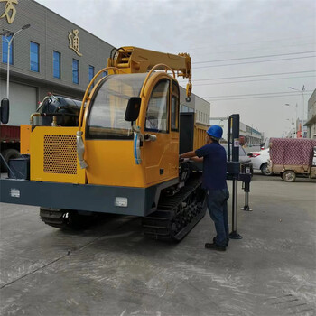 3米3節(jié)前驅(qū)小履帶吊5噸翻斗車(chē)加裝伸縮吊臂山地履帶式行走吊車(chē)