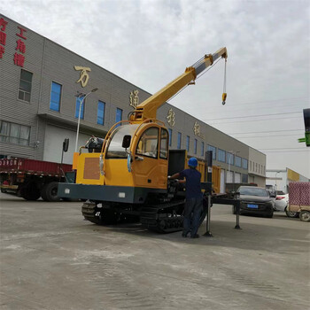 履帶隨車(chē)吊爬山虎運(yùn)輸車(chē)加裝吊機(jī)全地形運(yùn)輸?shù)跹b一體機(jī)
