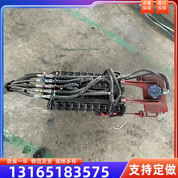 履帶水下清淤機(jī)器人管道水下清淤設(shè)備全自動(dòng)水下清淤履帶底盤