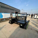 新疆沙漠用防陷履帶叉車光伏板運(yùn)輸履帶搬運(yùn)車座駕液壓履帶叉車
