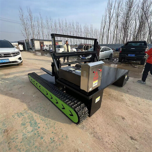 液壓遙控履帶叉車內(nèi)燃式履帶搬運(yùn)堆高車出口機(jī)型履帶叉車