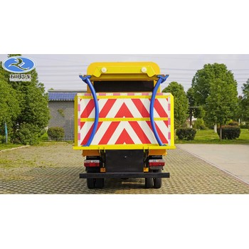 泰安多利卡防撞緩沖車(chē)品質(zhì)升級(jí)價(jià)格