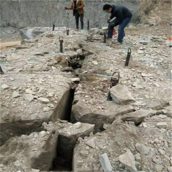 西藏昌都掘进回采一次性压裂管取代炸药