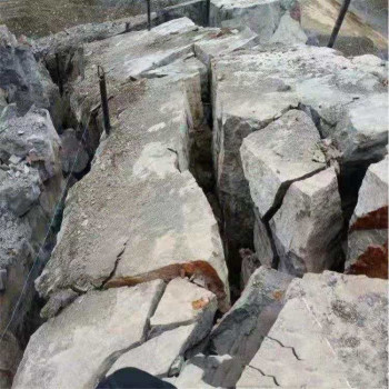 内蒙古海拉尔隧道膨胀爆破隧道开挖
