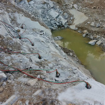 西藏日喀则静态水泥破碎器液压分裂机成本咨询