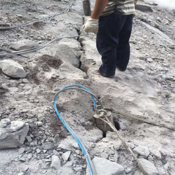 河南鹤壁岩石劈裂器分裂机技术培训