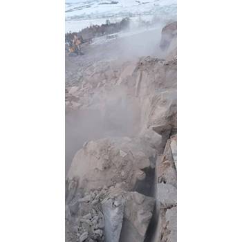 山東東營氣體致裂山體平整