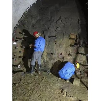 四川遂寧二氧化碳氣體爆破漏天巖石破碎