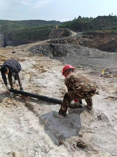 江蘇南通二氧化碳?xì)怏w膨脹引水涵洞爆破鐵礦開采爆破