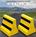 廣州道路中心分隔防撞墩50公分高黃黑刷漆水泥墩