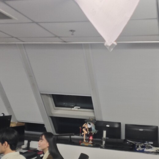 大連辦公室窗簾定做,電動窗簾批發(fā)