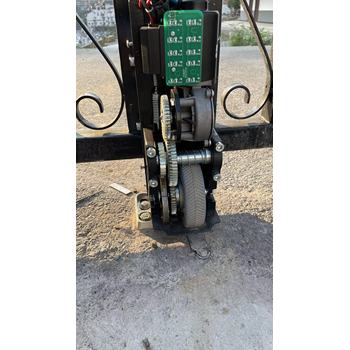供應銅仁市室外平開門自動開門器八字對開門機輪式開門機