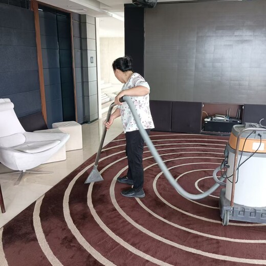 深圳南山公司保潔辦公室地毯清洗經(jīng)濟實惠