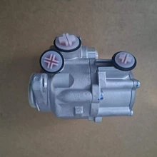 歐卡奔馳Axor2031/2032消防車轉(zhuǎn)向助力泵