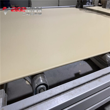 碳晶發(fā)泡板生產(chǎn)設(shè)備pvc碳晶板設(shè)備