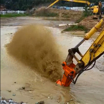 挖机铰吸泥浆泵报价挖机配套排泥沙泵挖机加装绞吸泵
