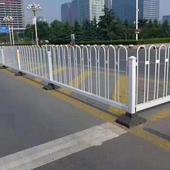 道路護(hù)欄網(wǎng)定做護(hù)欄網(wǎng)市政護(hù)欄京式護(hù)欄