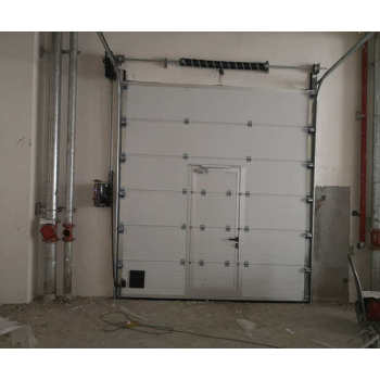 北辰区工业分段滑升门维修/垂直提升卷帘门服务可靠
