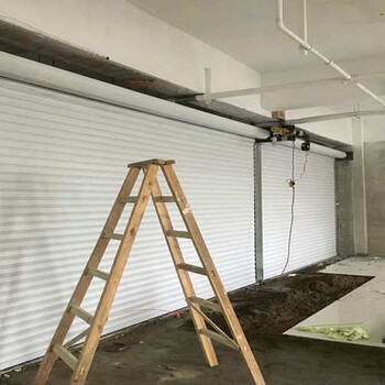 薊縣訂制電動卷簾門（商鋪歐式卷閘門）安裝調試