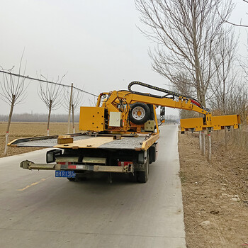 樹枝修剪機(jī)大型高速公路綠籬修剪機(jī)廠家