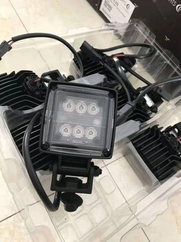 輪式裝載機(jī)WA470-6轉(zhuǎn)向燈原裝配件423-06-43470原廠發(fā)貨
