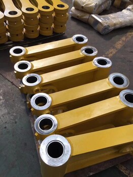 濾芯件	6241845	挖掘機(jī)推土機(jī)裝載機(jī)	336D/336D2	卡特