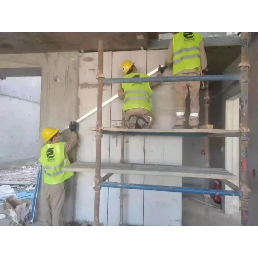 阿勒泰地区建筑工出国年薪多少四川环洋劳务正规劳务公司