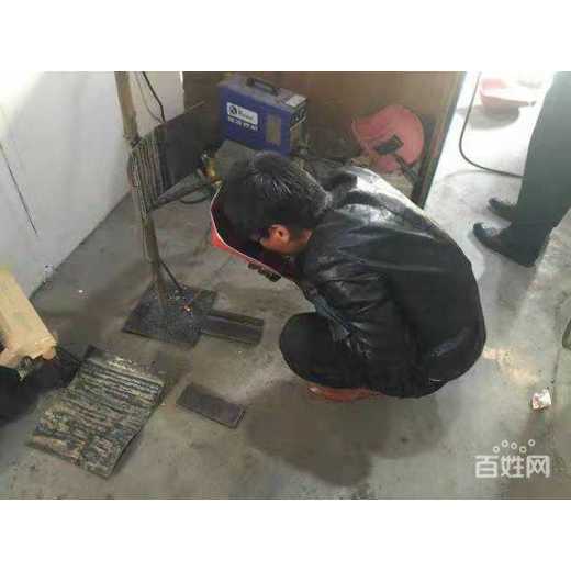 咸阳正规出国务工公司，在香港做水电工，需要多少钱