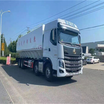二手28方散裝飼料現(xiàn)車隨時提檔東風(fēng)散裝飼料車多少錢