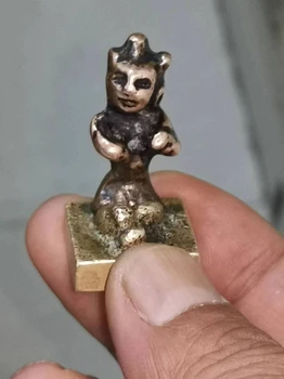 清康熙五彩瓷器拍賣(mài)怎樣拍賣(mài)宋代鈞窯瓷器