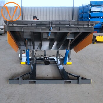 8噸登車橋伸縮登車橋新款裝卸平臺剪叉車
