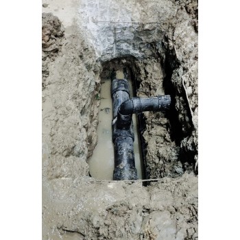 虎门镇​管道漏水探漏，自来水管漏水检测，室外主管渗漏水探测