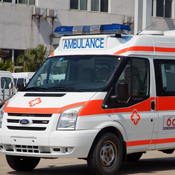 蚌埠120长途救护车租赁公司-全国转运患者、当地派车