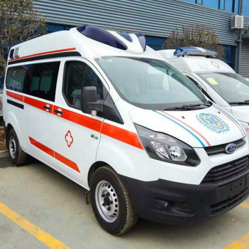 南昌120急救车转院病人长途跨省运送紧急到达