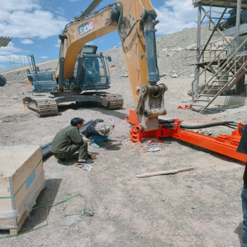 郴州市300挖掘机挖机钻机光伏新能源
