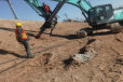 松原市150挖机102团引孔钻机支持技术现场安装