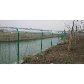 水源地保护区隔离网价格饮用水保护区钢丝网