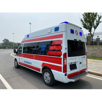 汕头市中心医院跨省120救护车,护送病人出院,全国护送