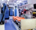 巴中跨省救护车出租-病人出院异地转运-设备