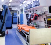 杭州市富阳中医骨伤医院跨省120救护车,接送病人转院,快速派车