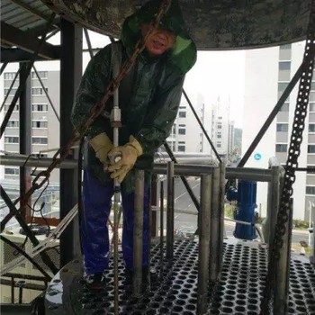 不是高壓水清洗機(jī)勝過高壓水蒸發(fā)器清洗機(jī)加熱器疏通機(jī)單位電話