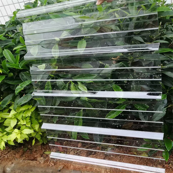 萊蕪840采光瓦萊蕪玻璃鋼采光瓦萊蕪PC采光瓦-福鑫陽(yáng)光