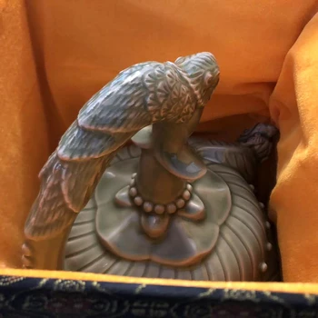 商務會議往來送陜西特色耀州瓷壺三四十高倒流壺擺件