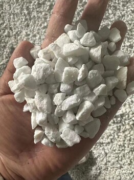 聊城陽(yáng)谷縣白色石英噴砂除銹凈水濾料生產(chǎn)供應商