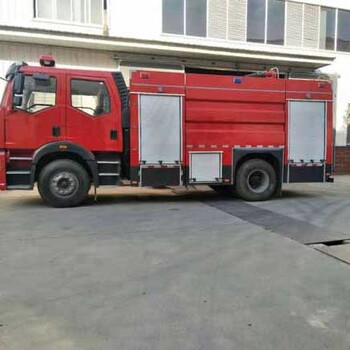 解放J6雙排8噸泡沫消防車配置-全國(guó)質(zhì)保
