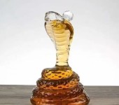 河间华企十二生肖蛇酒瓶玻璃工艺酒瓶吹制玻璃泡酒瓶包装厂家